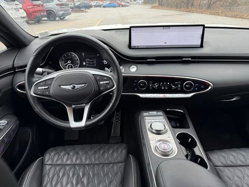 Used 2025 Genesis GV70 3.5T Sport w/ Sport Advanced Package image 22