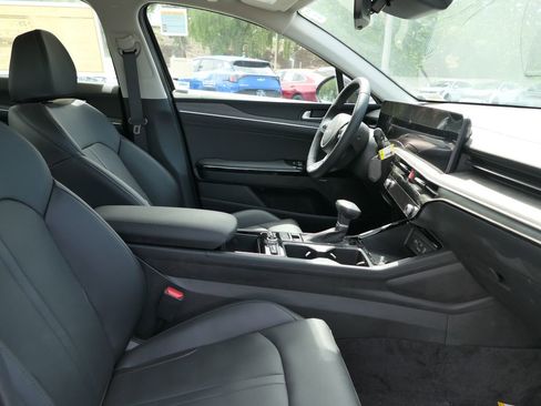 Used 2025 Kia K5 EX FWD image 27