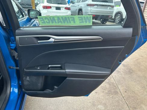 Used 2019 Ford Fusion SEL image 14