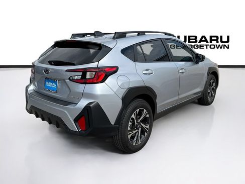 Used 2025 Subaru Crosstrek 2.5i Premium AWD/4WD image 7