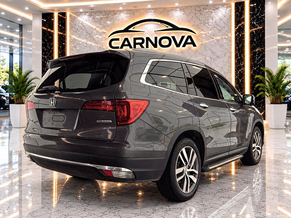 Used 2018 Honda Pilot Touring image 5