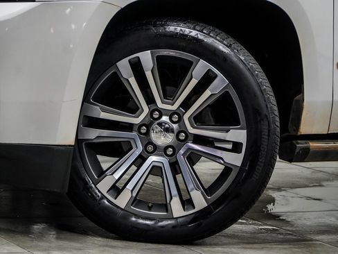 Used 2018 GMC Yukon XL Denali w/ Denali Ultimate Package image 3