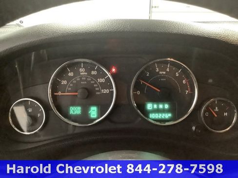 Used 2016 Jeep Wrangler Unlimited Sahara w/ Dual Top Group image 15