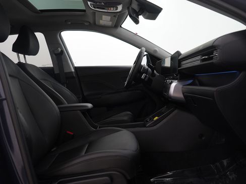 Certified 2024 Hyundai Kona Limited AWD/4WD image 11