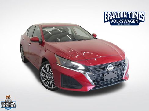 Used 2024 Nissan Altima 2.5 SL AWD/4WD image 1
