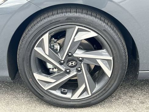 New 2026 Hyundai Elantra Limited w/ Cargo Package FWD image 38