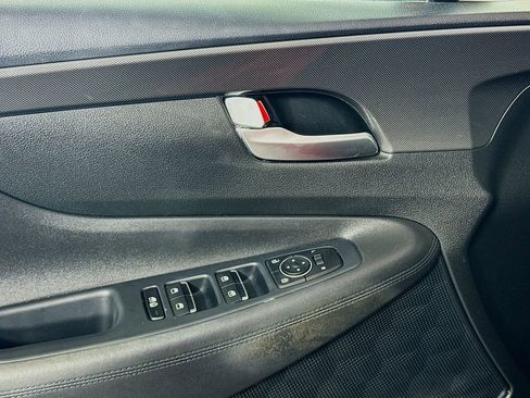 Certified 2022 Hyundai Santa Fe SEL FWD image 17