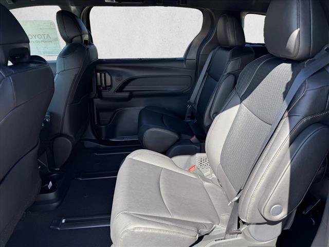 New 2026 Toyota Sienna XLE Woodland Edition AWD/4WD image 9