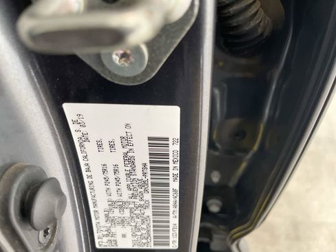 Certified 2019 Toyota Tacoma SR AWD/4WD image 26