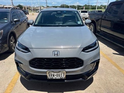 Used 2026 Honda HR-V EX-L image 2