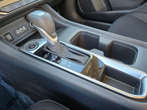 New 2025 Nissan Sentra SV image 12