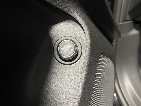 New 2025 Buick Envista Avenir image 27