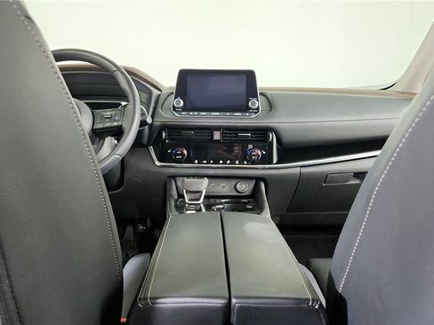 Certified 2023 Nissan Rogue SL FWD image 15