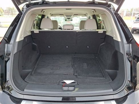 Used 2024 Nissan Rogue SV image 34