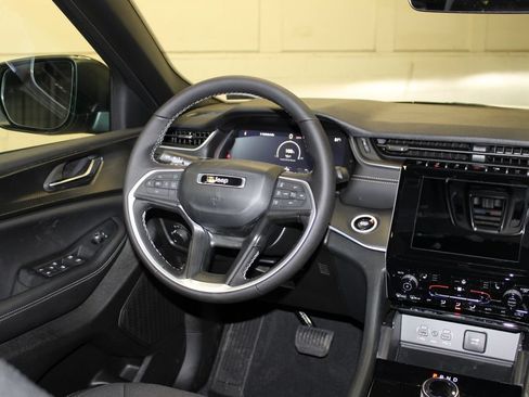 New 2026 Jeep Grand Cherokee L Laredo AWD/4WD image 13