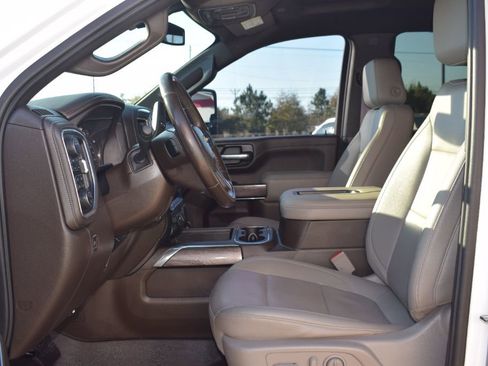 Used 2021 Chevrolet Silverado 2500 LTZ image 7