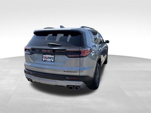Used 2025 GMC Acadia Elevation FWD image 10