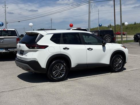 Used 2023 Nissan Rogue S AWD/4WD image 6