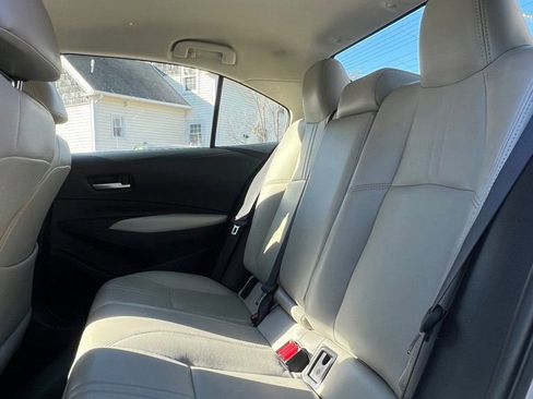 Used 2020 Toyota Corolla LE image 11