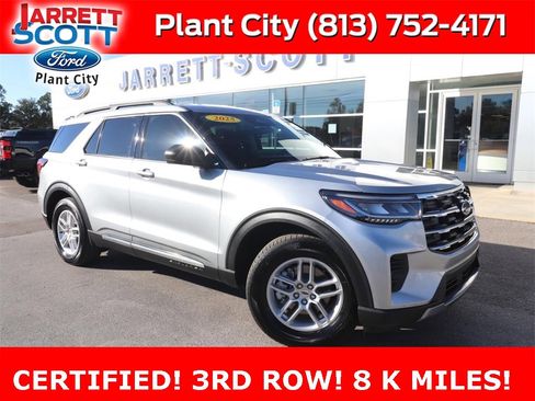 Certified 2025 Ford Explorer Active image 1