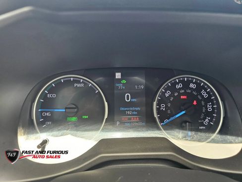 Used 2022 Toyota RAV4 XLE w/ XLE Grade Weather Package AWD/4WD image 15