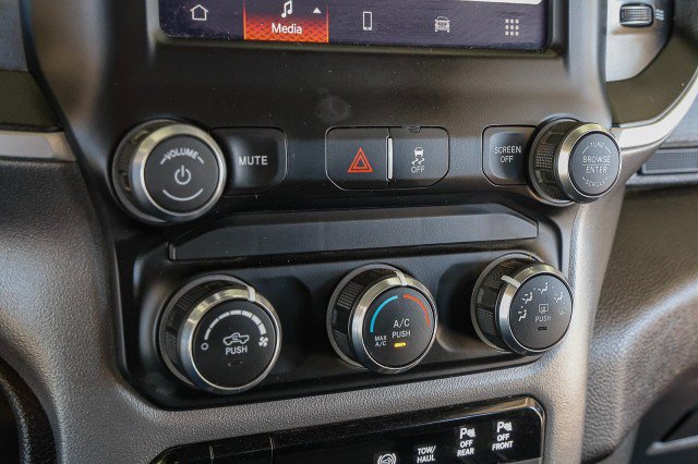 Used 2024 RAM 2500 Big Horn AWD/4WD image 19