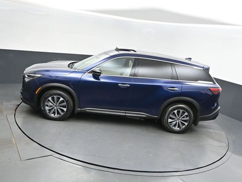 Certified 2023 INFINITI QX60 Pure image 33