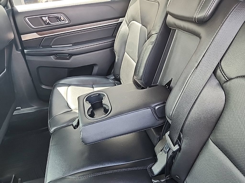 Used 2018 Ford Explorer Limited AWD/4WD image 24