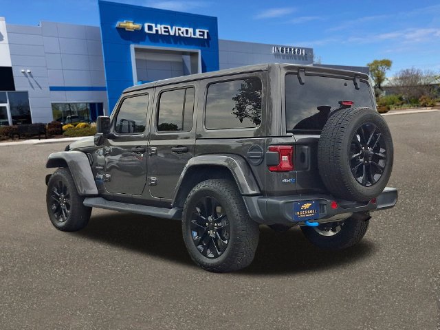 Used 2022 Jeep Wrangler Unlimited Sahara AWD/4WD image 24