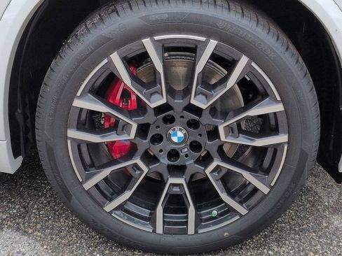 New 2026 BMW X5 xDrive40i w/ M Sport Package AWD/4WD image 11