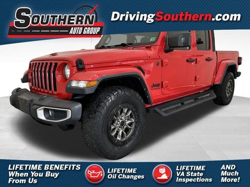 Used 2022 Jeep Gladiator Sport image 1
