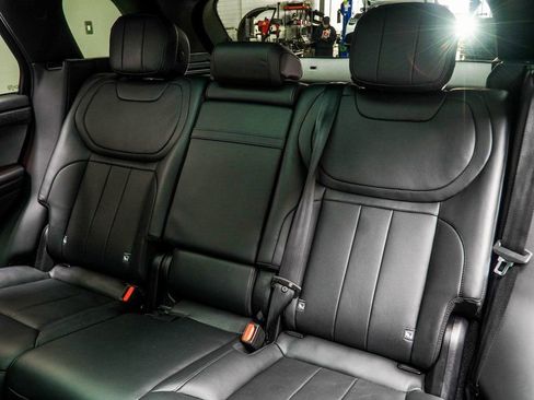 Used 2025 Land Rover Range Rover Sport SE AWD/4WD image 42