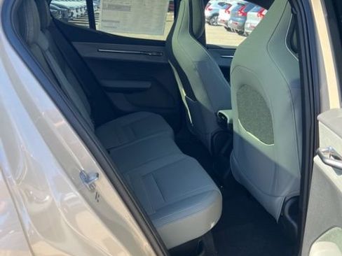 New 2026 Volvo EX30 Plus AWD/4WD image 29