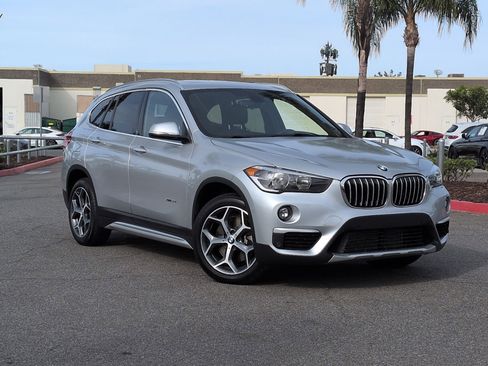Used 2018 BMW X1 xDrive28i image 2
