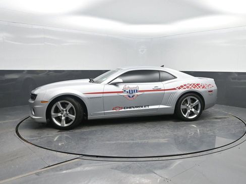 Used 2010 Chevrolet Camaro SS image 1
