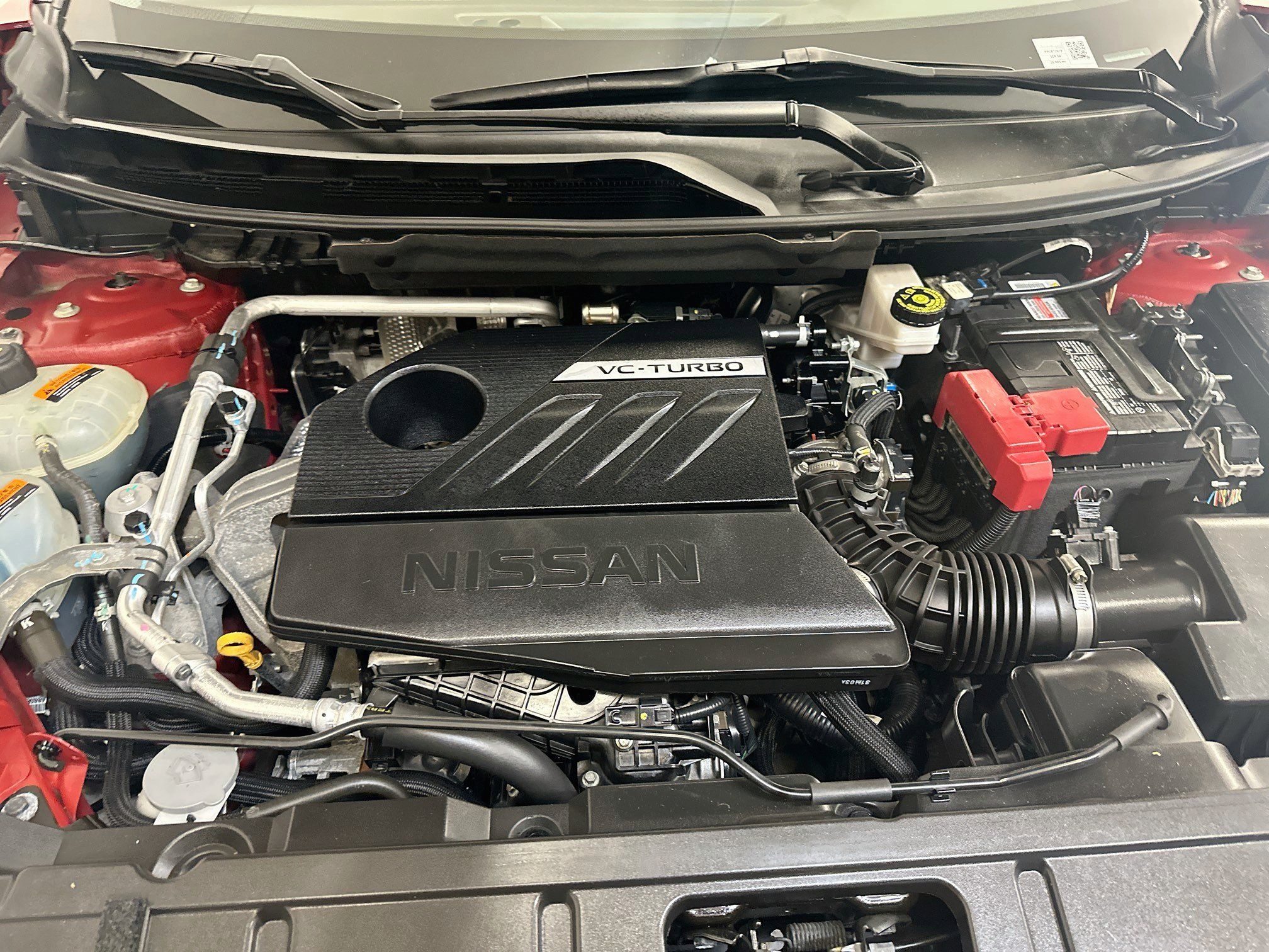 Used 2023 Nissan Rogue S AWD/4WD image 33