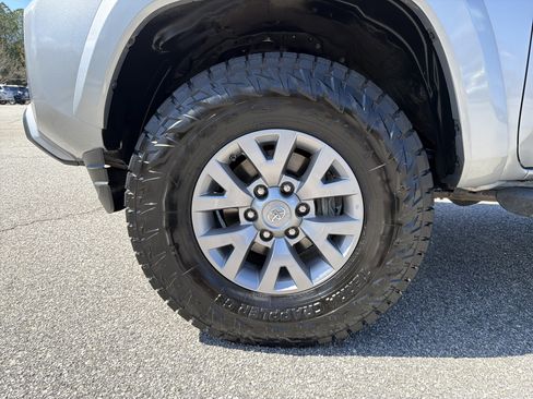Used 2019 Toyota Tacoma SR5 image 21