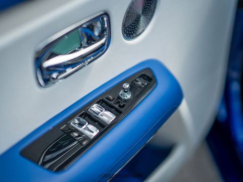 Used 2023 Rolls-Royce Ghost w/ Ghost Package image 34