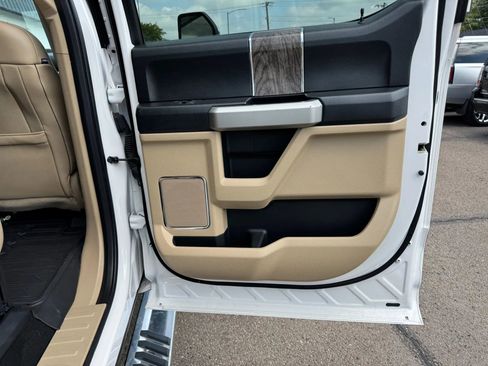 Used 2017 Ford F250 Lariat w/ Chrome Package image 13
