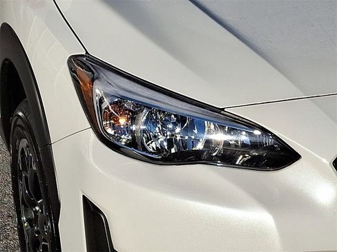 Used 2023 Subaru Crosstrek 2.0i Premium image 9