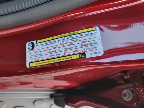 Used 2023 Jeep Grand Cherokee Limited w/ Luxury Tech Group II image 44