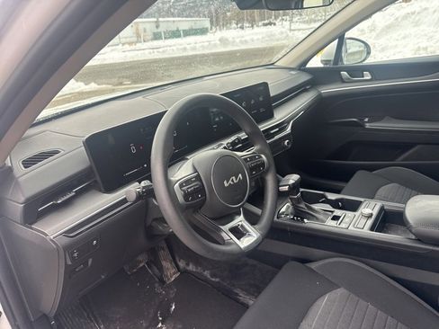 Used 2025 Kia K5 LXS image 12