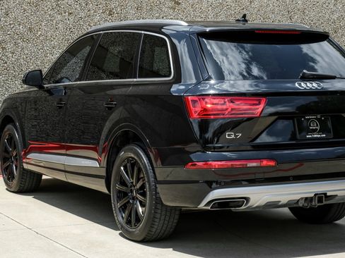 Used 2019 Audi Q7 2.0T Premium Plus w/ Premium Plus Package AWD/4WD image 13