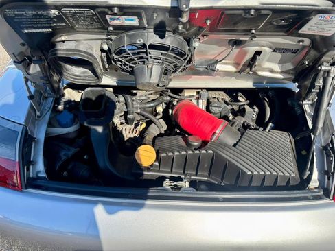 Used 2001 Porsche 911 Carrera 4 image 23