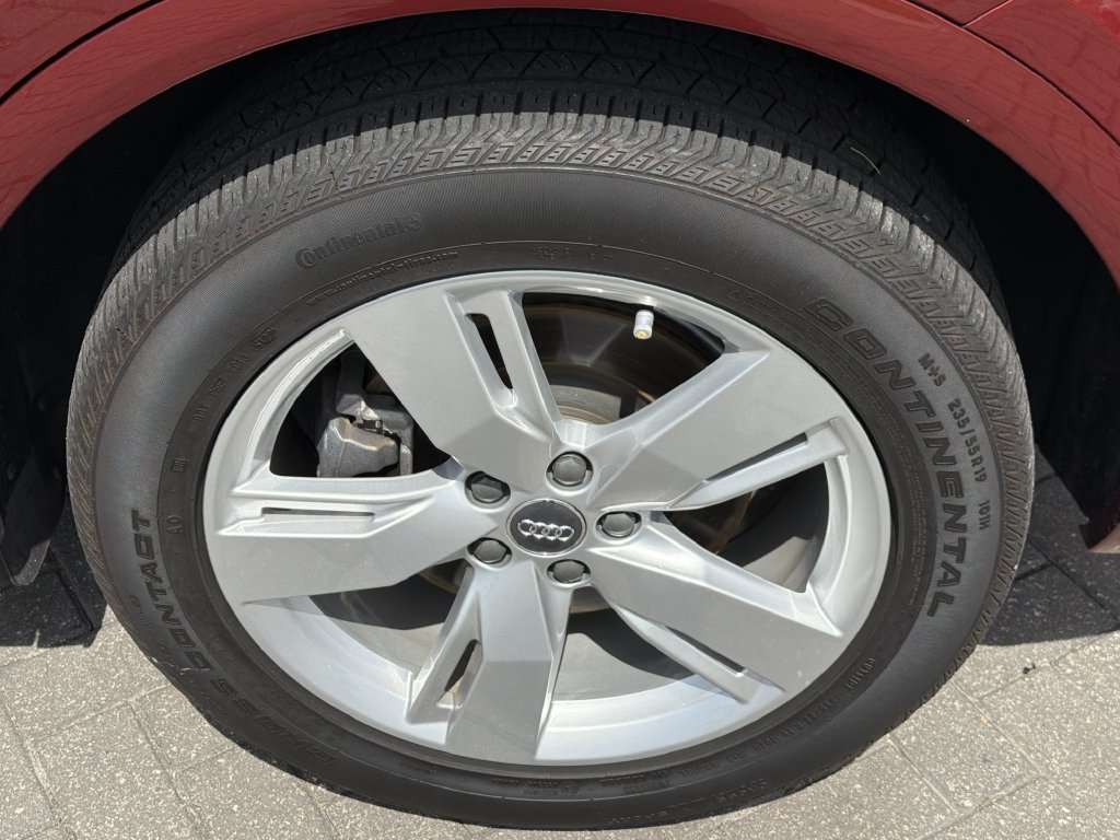 Used 2019 Audi Q5 2.0T Premium AWD/4WD image 34