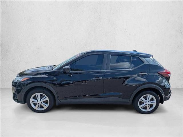 Used 2023 Nissan Kicks S FWD image 9