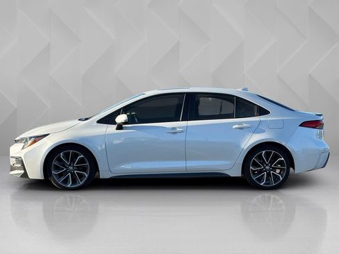 Used 2021 Toyota Corolla XSE image 4
