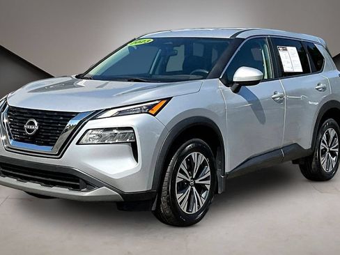 Used 2023 Nissan Rogue SV AWD/4WD image 3
