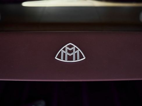 Used 2024 Mercedes-Benz Maybach GLS 600 4MATIC image 18
