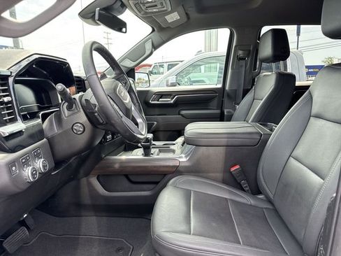 Used 2024 GMC Sierra 1500 SLT w/ SLT Premium Plus Package AWD/4WD image 11